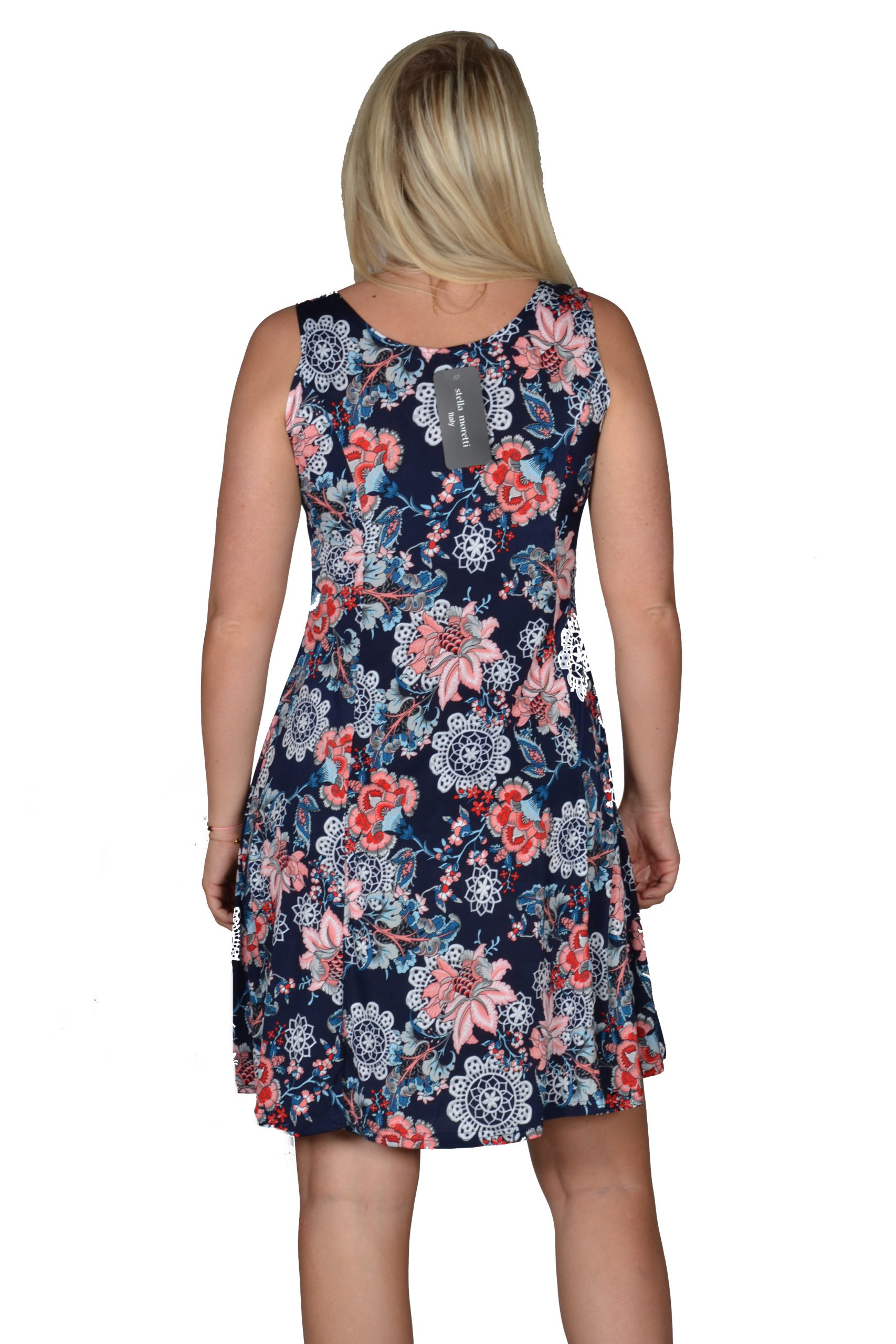 Debbie Morgan jurk mouwloos Roze Bloemen achter JippieJurk